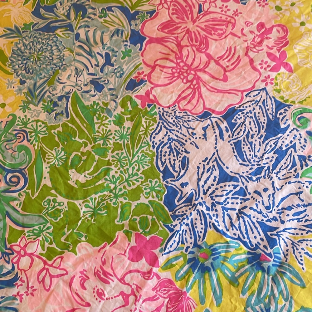 Lilly Pulitzer for Pottery Barn  Full / Queen Comforter Set  Cheek to Cheek - Picture 3 of 11